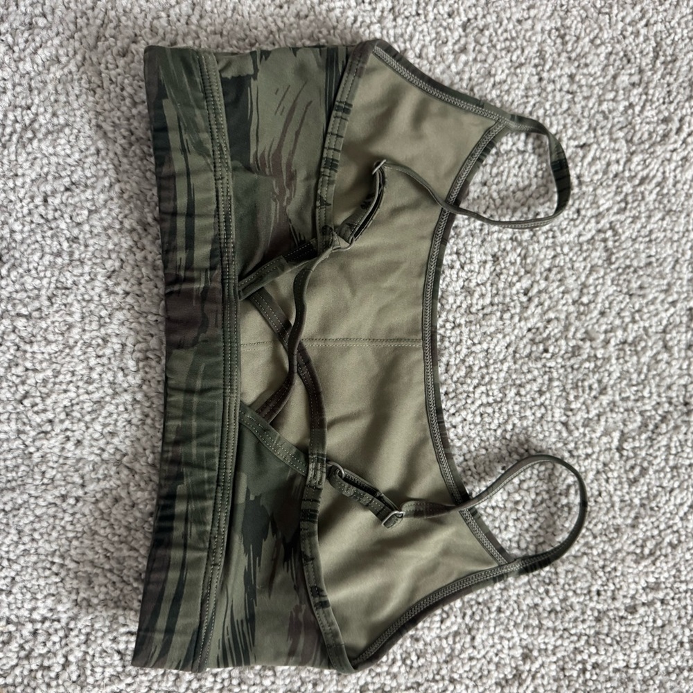 Alphalete Camouflage Sports Bra